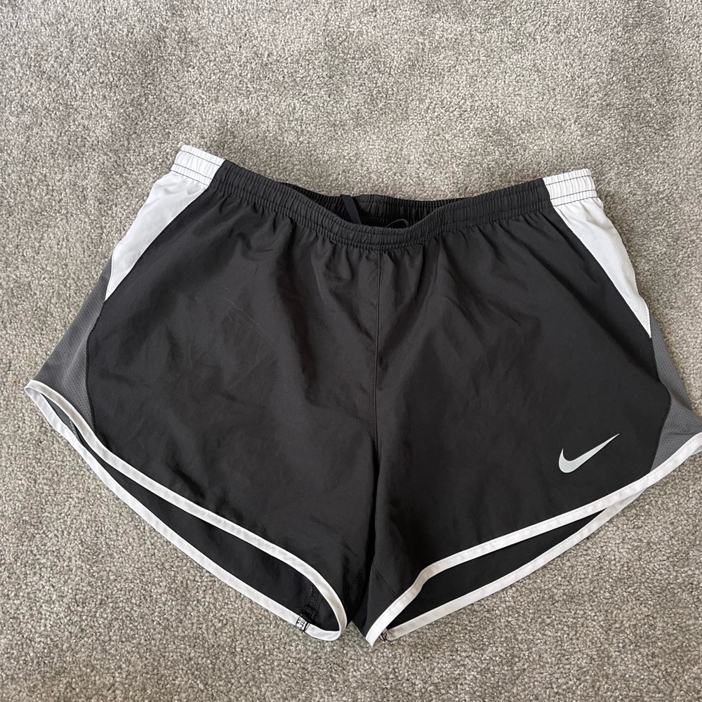 NIKE DRI FIT
